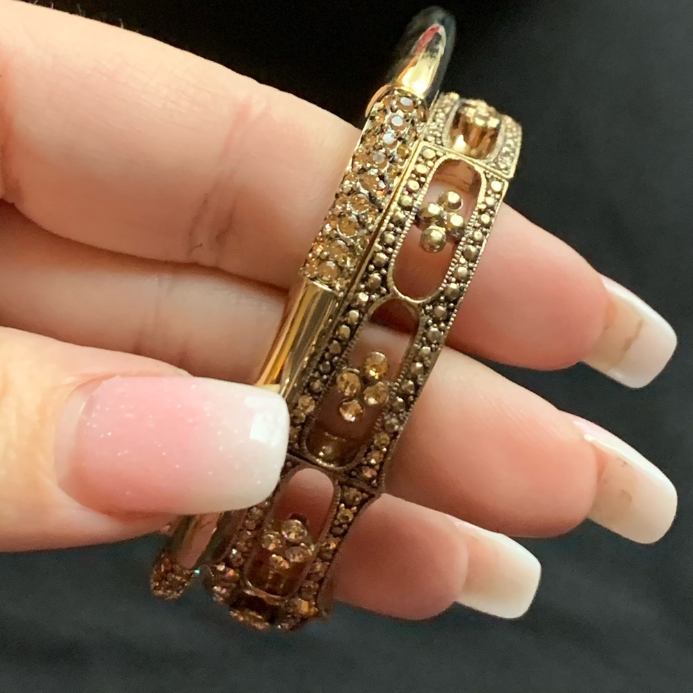 Beautiful bangle set - Picture 2 of 4
